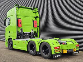 S730 V8 6x4 / FULL AIR / RETARDER